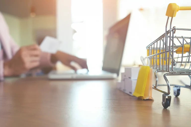 Descubre el mundo del ecommerce: Tipos y cómo empezar el tuyo, MoodWebs, posicionamiento web, posicionamiento SEO, SEO, marketing digital, ecommerce