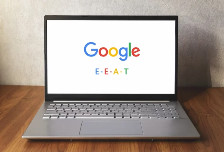 ¿Cómo el marco EEAT de Google impacta el SEO?, MoodWebs, posicionamiento web, marketing digital, posicionamiento SEO, redes sociales, SEO, diseño web, Google, EEAT
